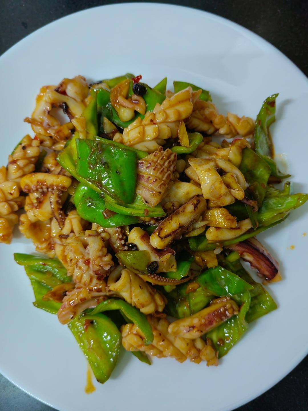 鼓椒炒鱿鱼的做法