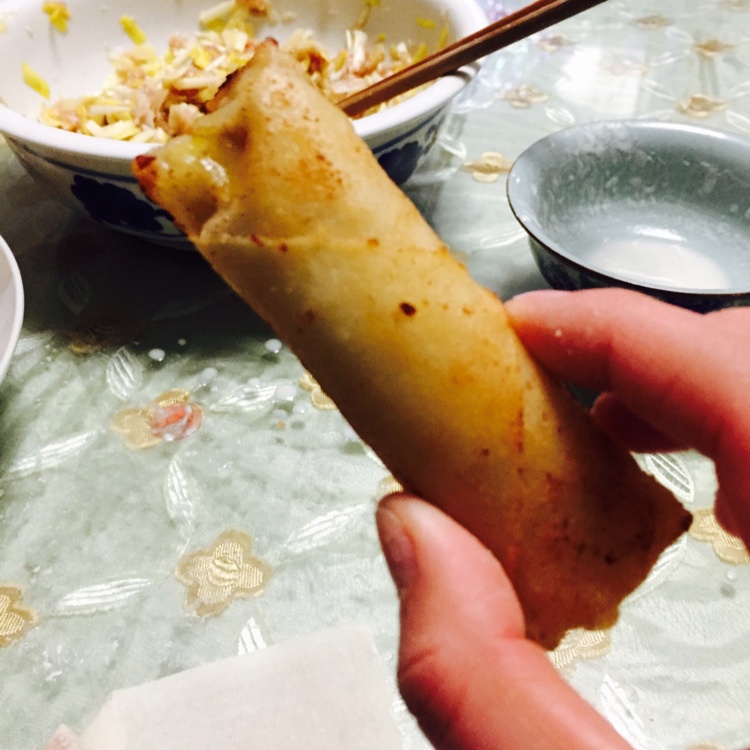 黄芽菜肉丝春卷
