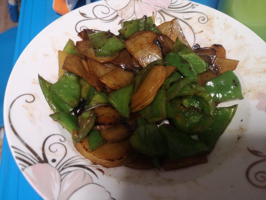 土豆辣子