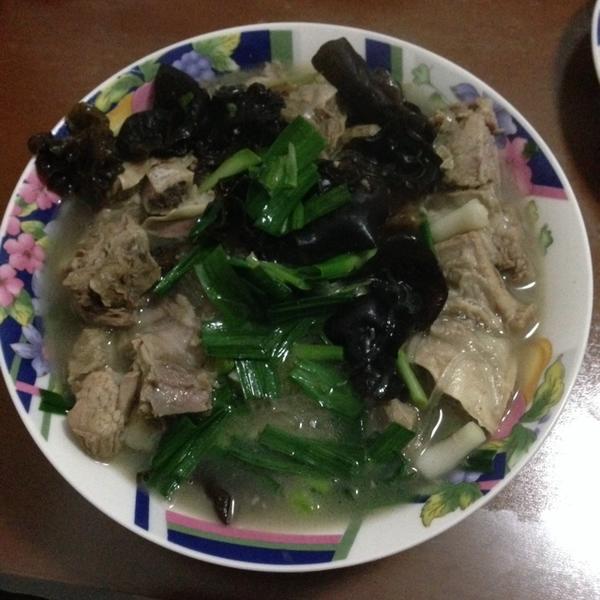 小白菜牛肉蘑菇汤