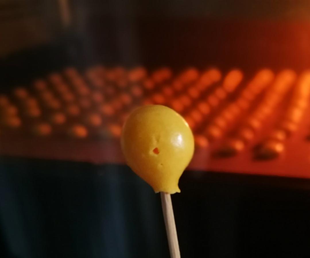入口即化的无添加蛋黄溶豆