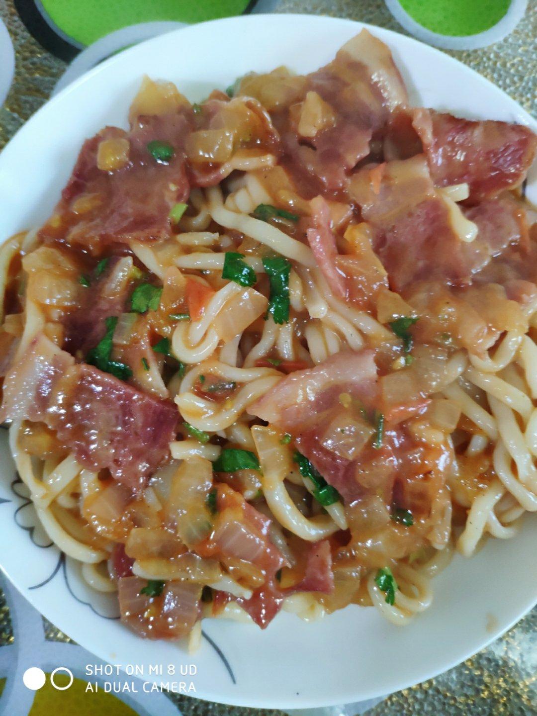 番茄肉酱意大利面