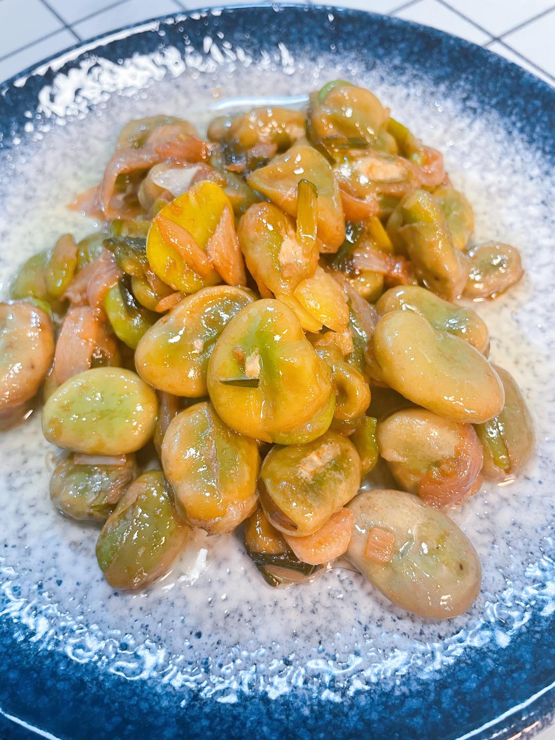 葱油蚕豆的做法