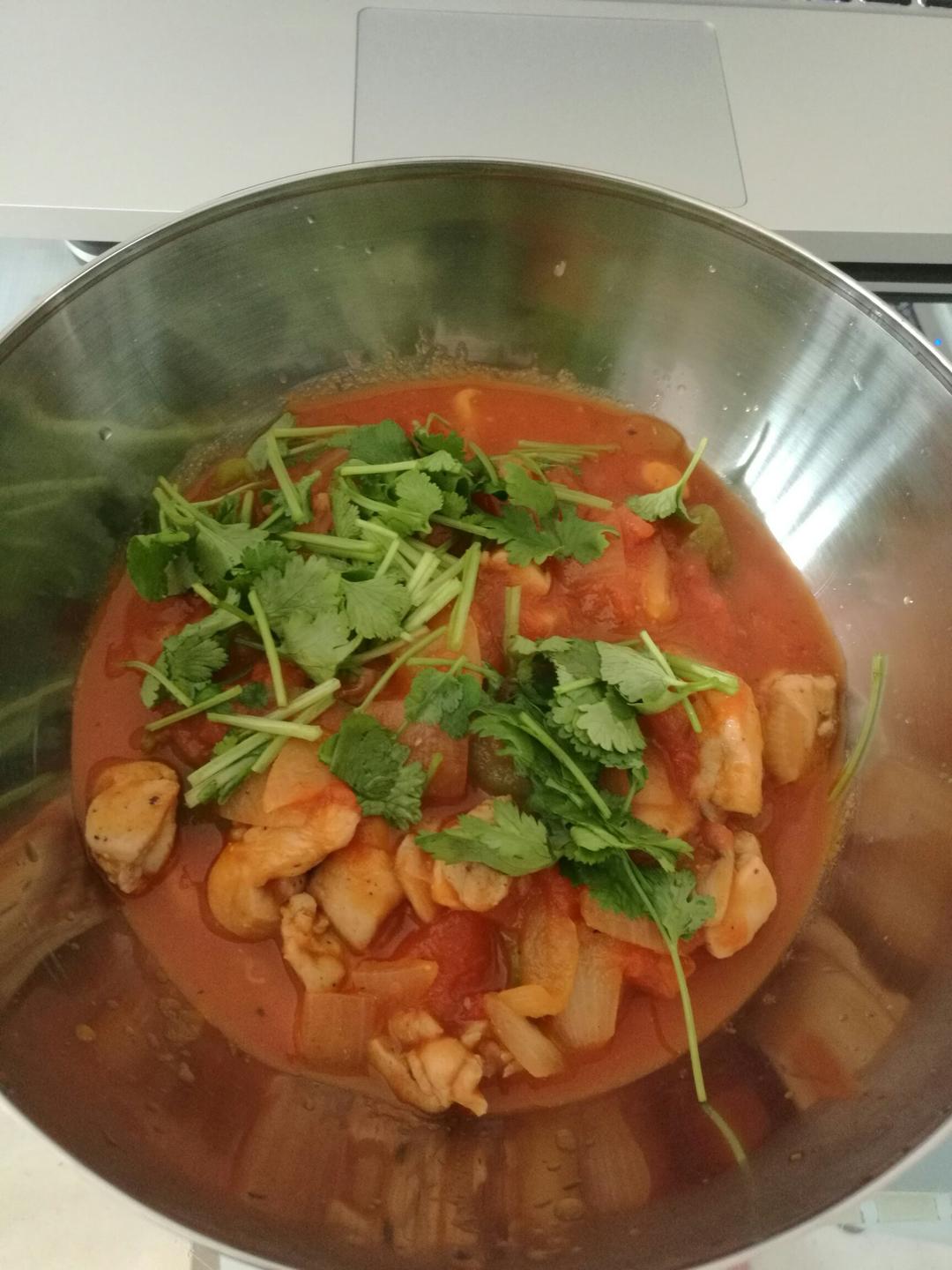 【番茄蘑菇炖鸡肉】