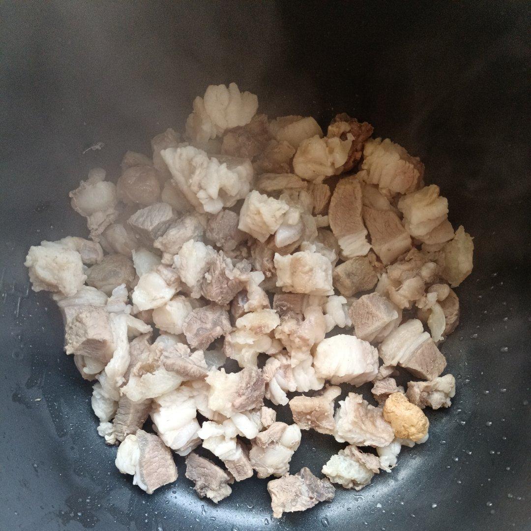 冬季暖锅，没有比萝卜炖羊肉更滋补的了