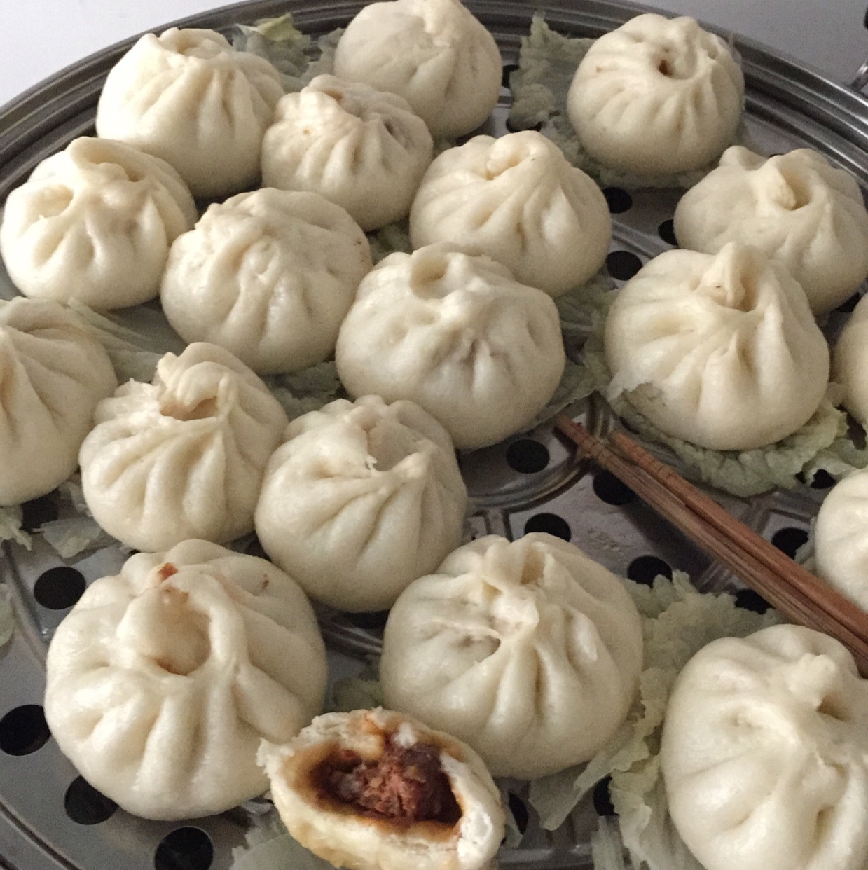 苏米花做的素卷心菜包子