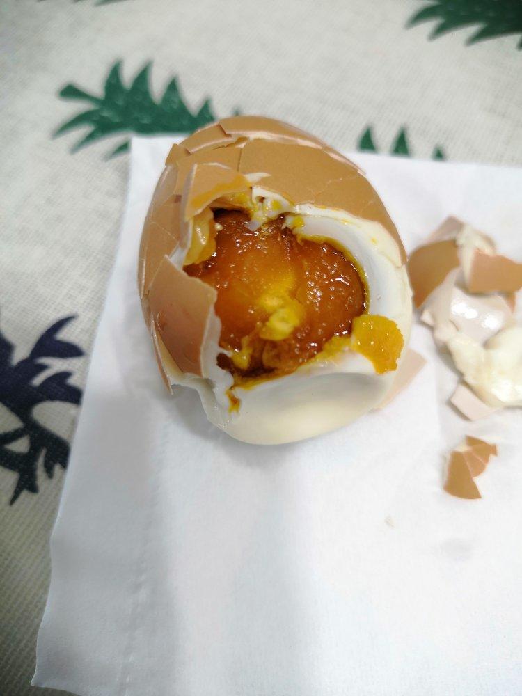 自制起砂流油咸鸡蛋