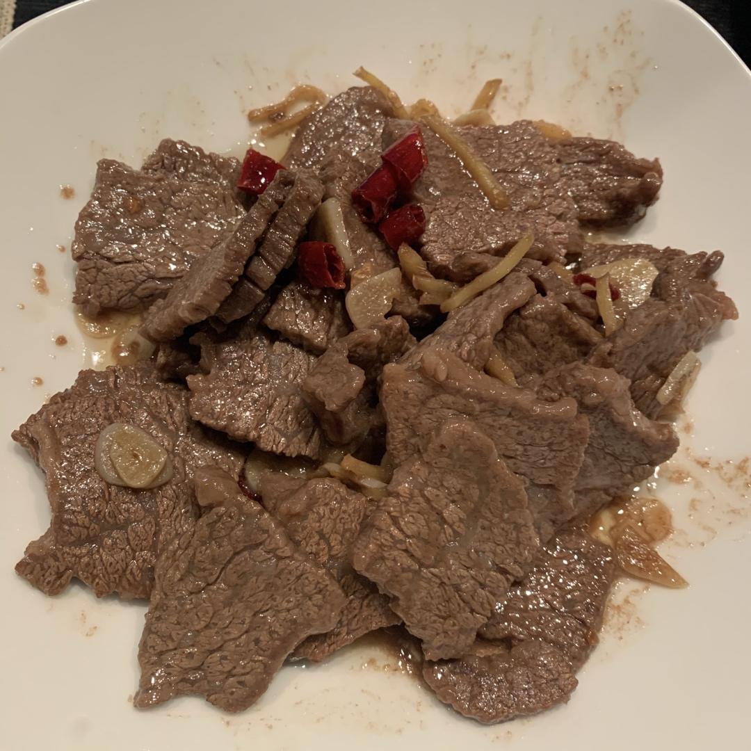 小炒牛肉（小白也可以做的超好吃！！）