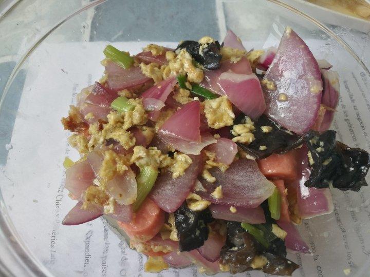 洋葱木耳鸡蛋炒肉