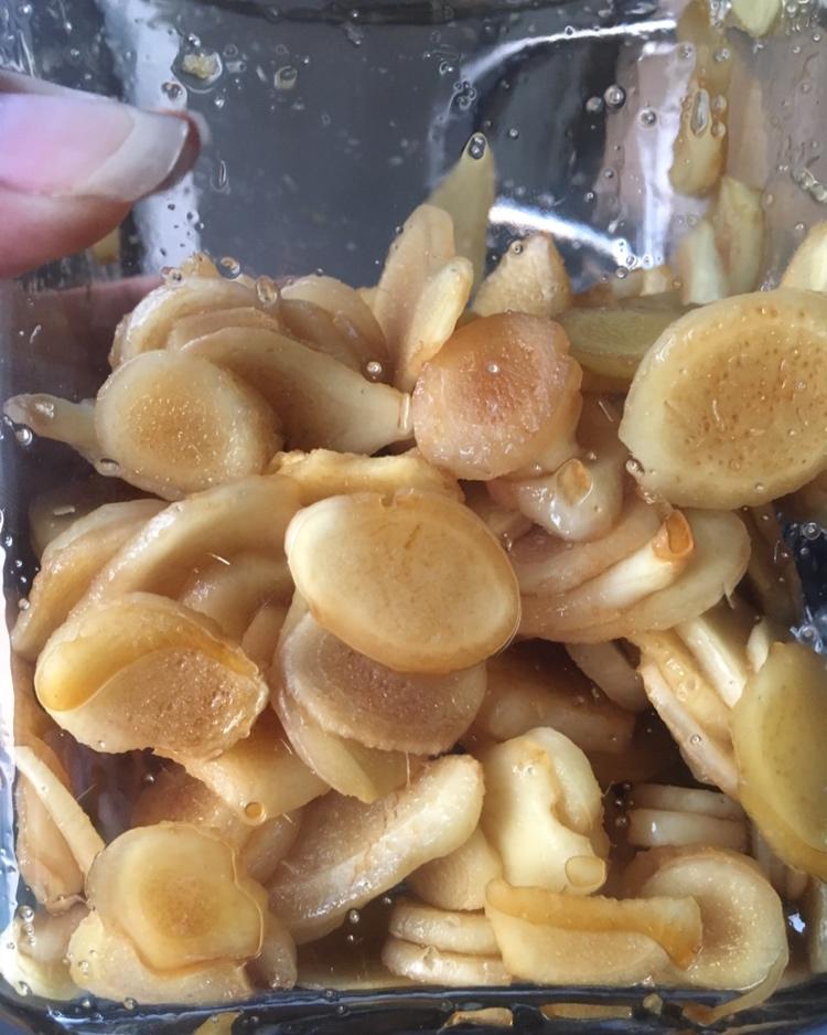 生姜片腌制