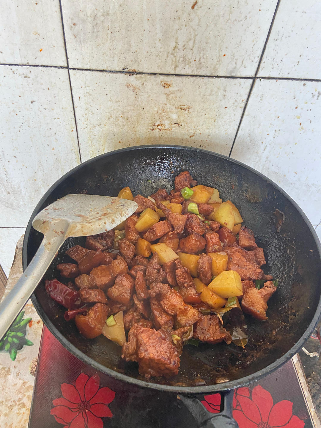 不焯水不放油的家常红烧肉