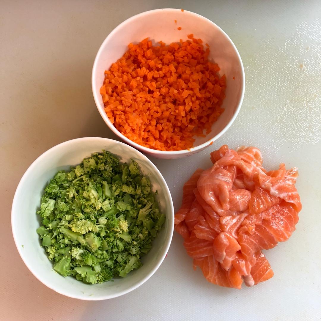 狗狗食谱——鱼肉燕麦饭