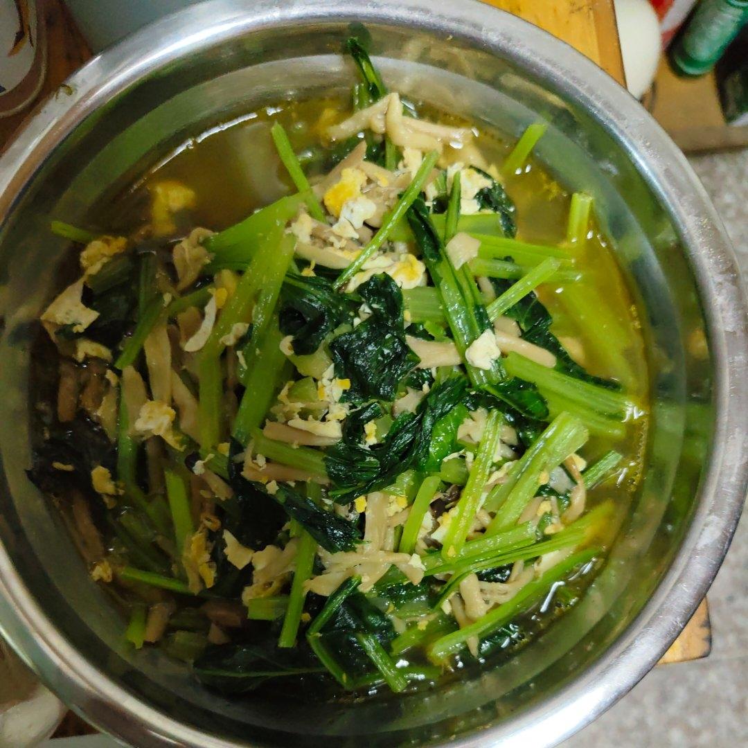 300大卡吃到撑 / 鲜美蘑菇烩青菜