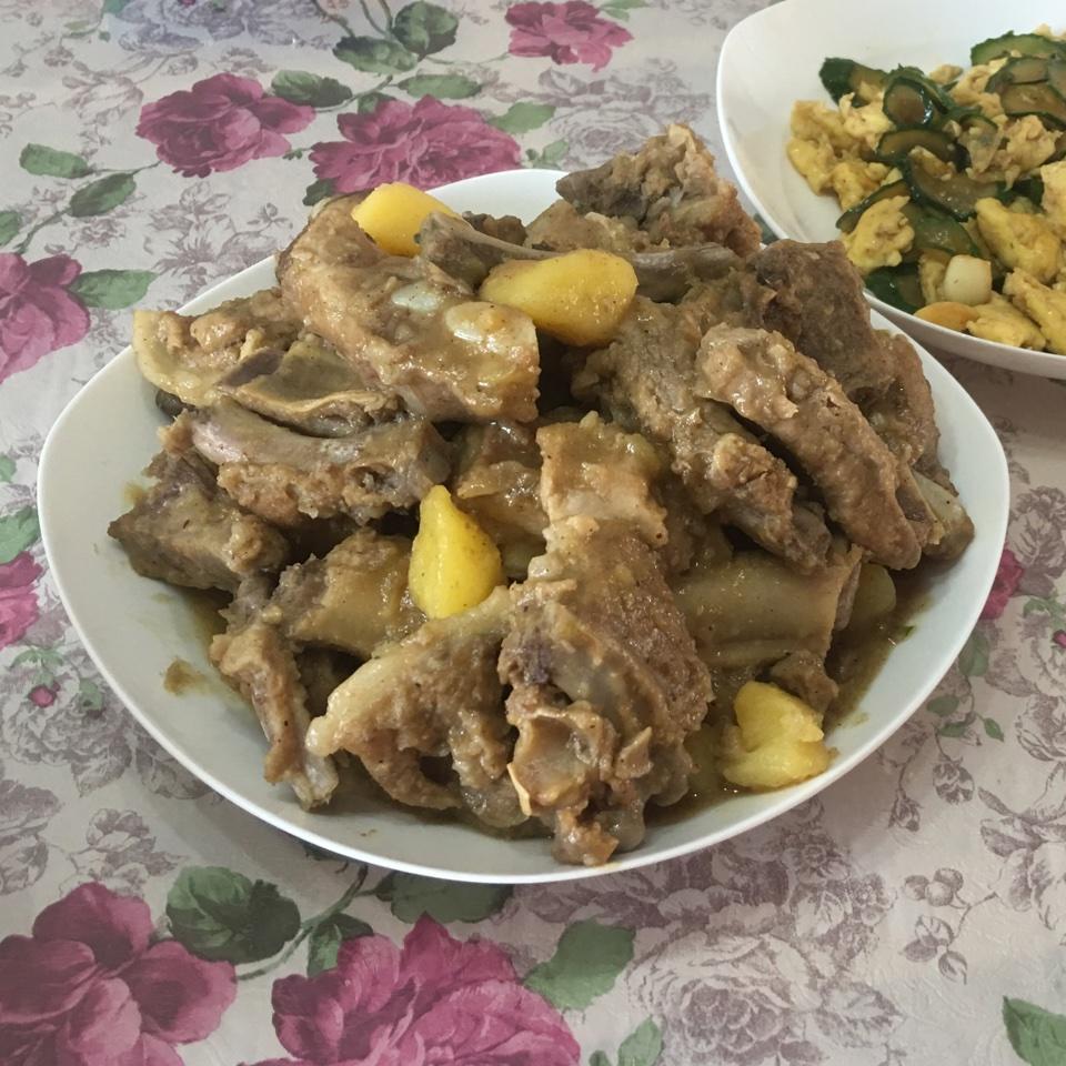 红烧排骨土豆