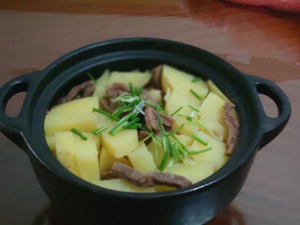 土豆炖牛肉，多吃肉御寒