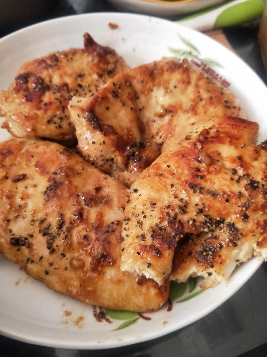 【嫩煎鸡胸肉】