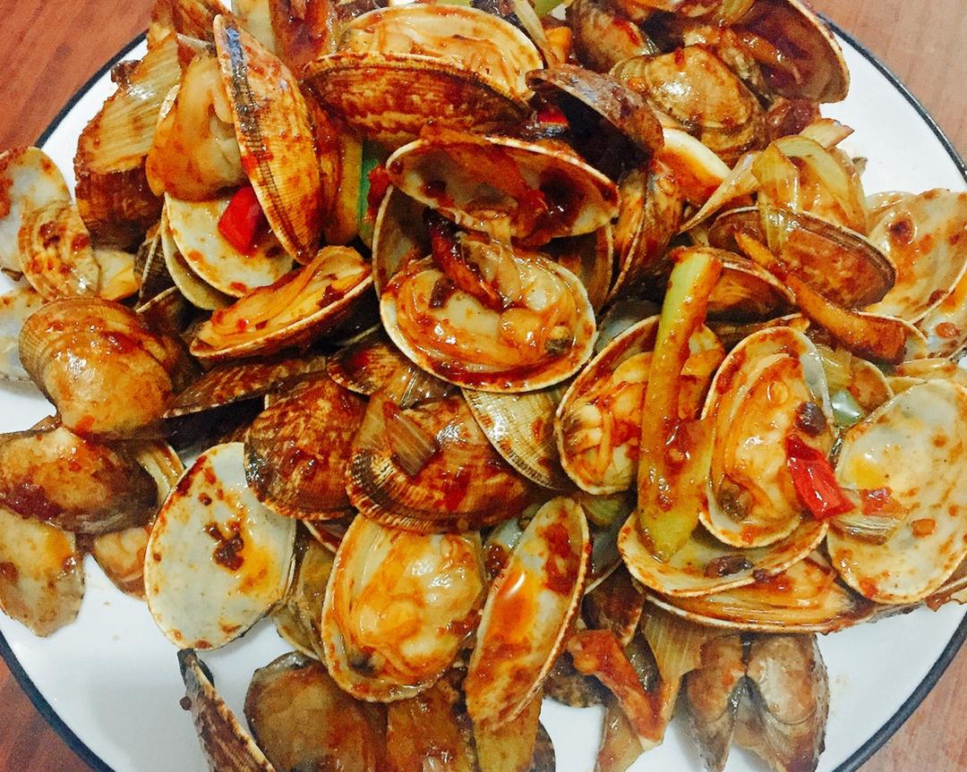 超级好吃下酒菜——爆炒花蛤的做法