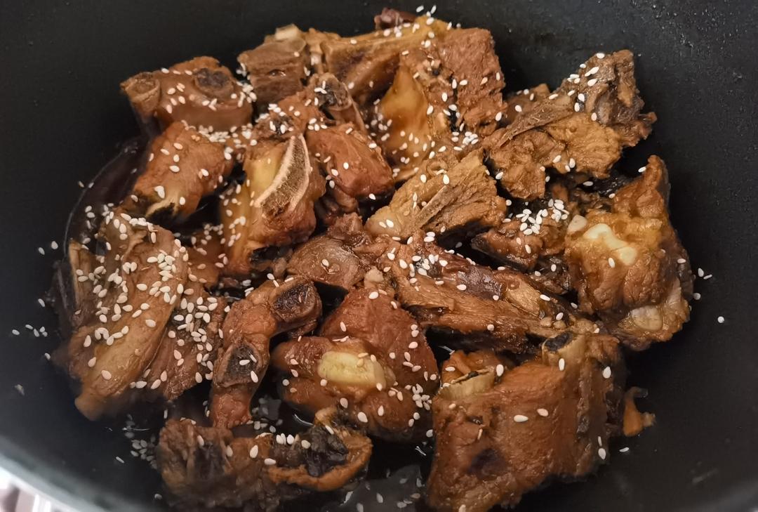 家传红烧土猪肉