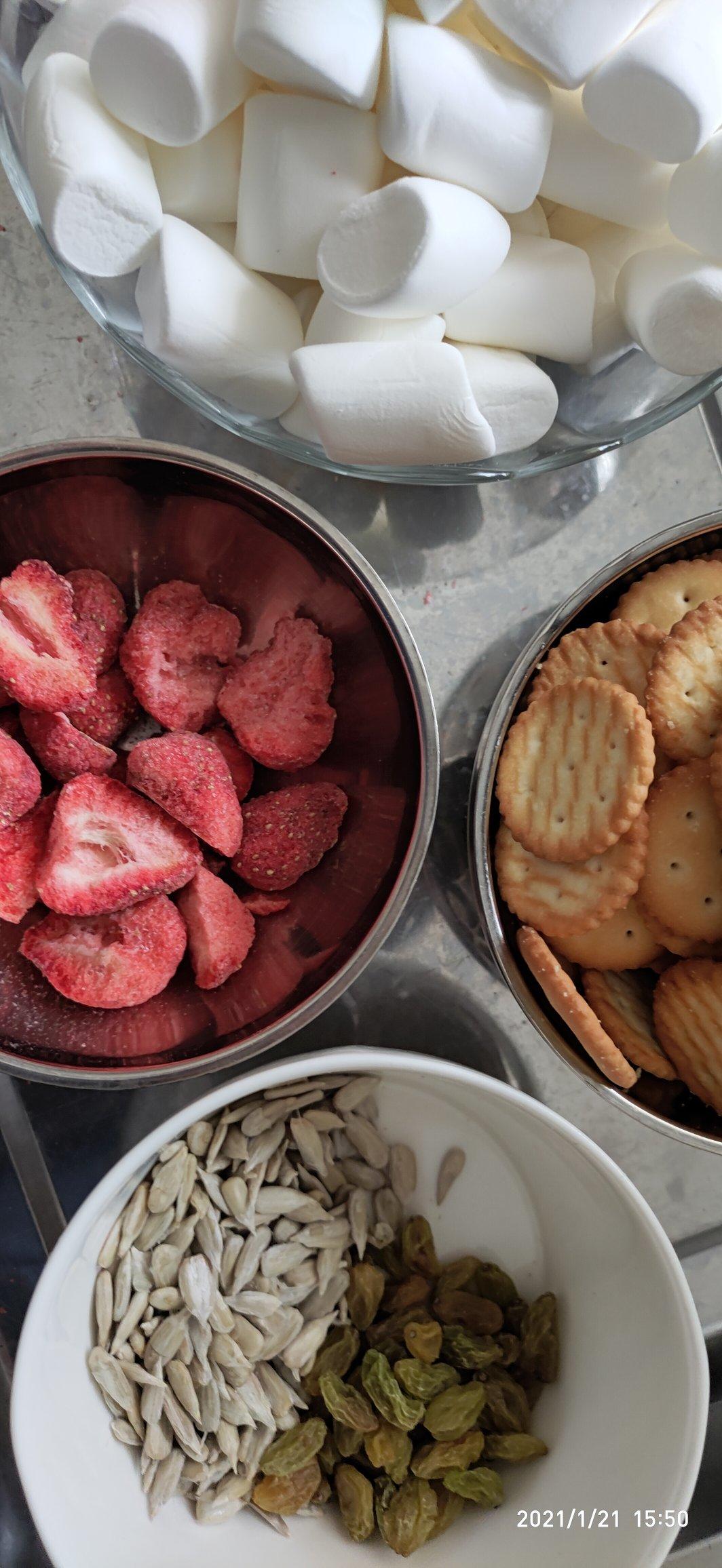 冻干草莓🍓雪花酥