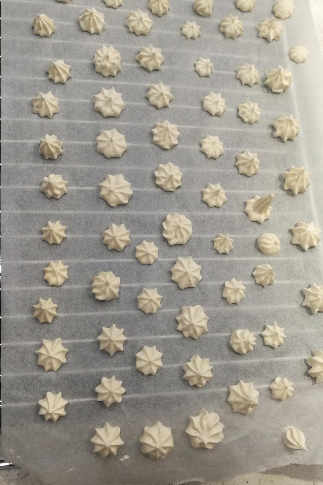 如何做出有棱有角+色调美美的蛋白糖