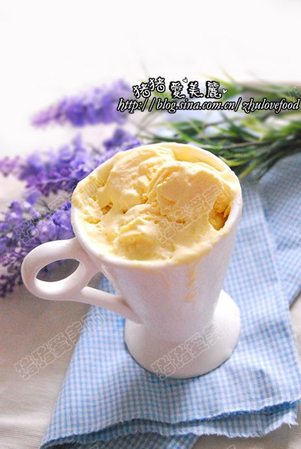 蜂蜜蛋奶冰淇淋的做法