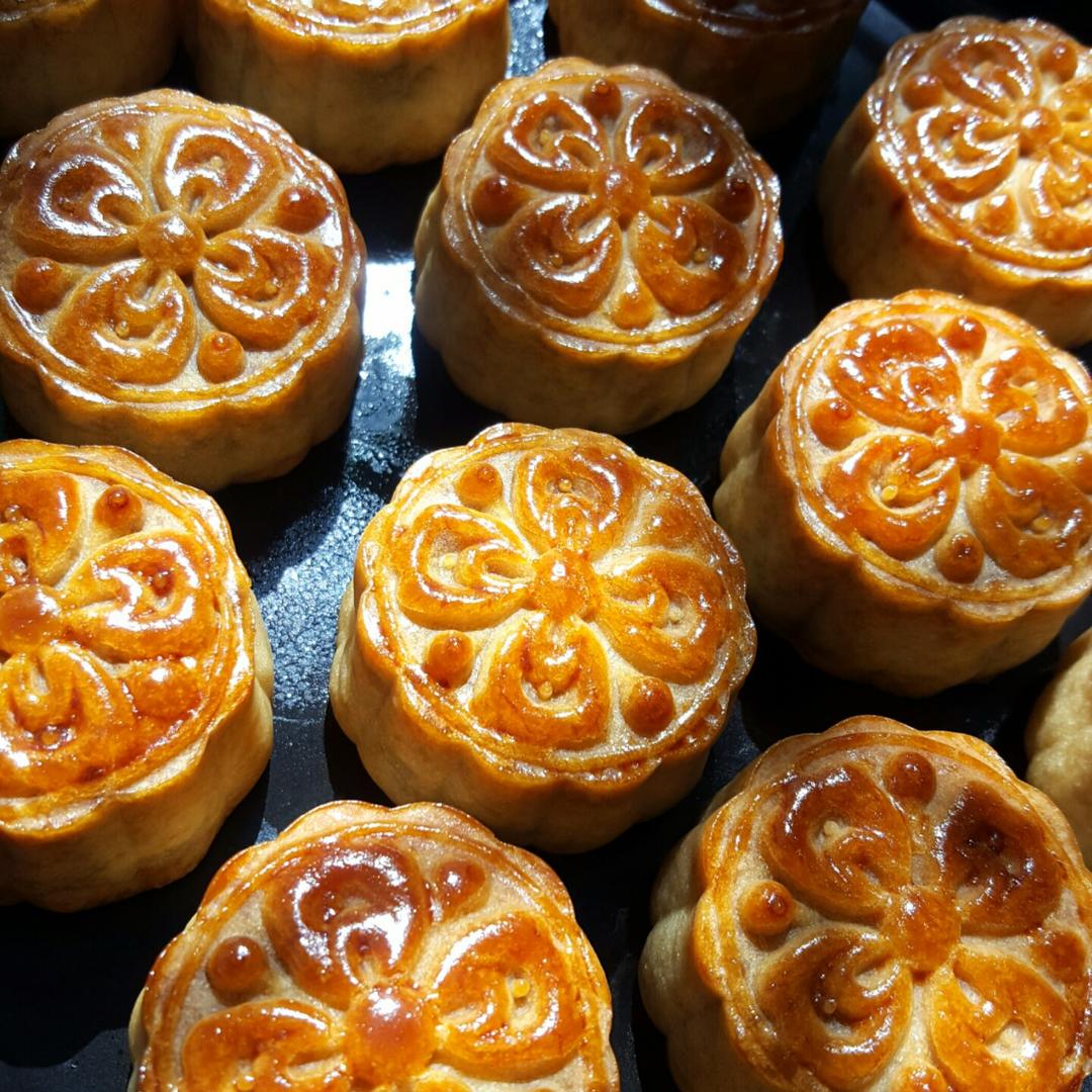 【曼食慢语】蛋黄莲蓉月饼