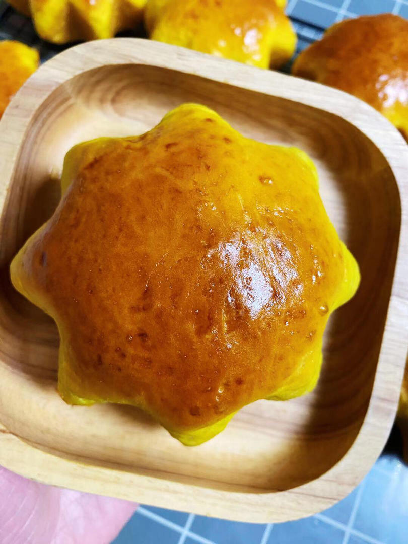 金灿灿南瓜星星面包