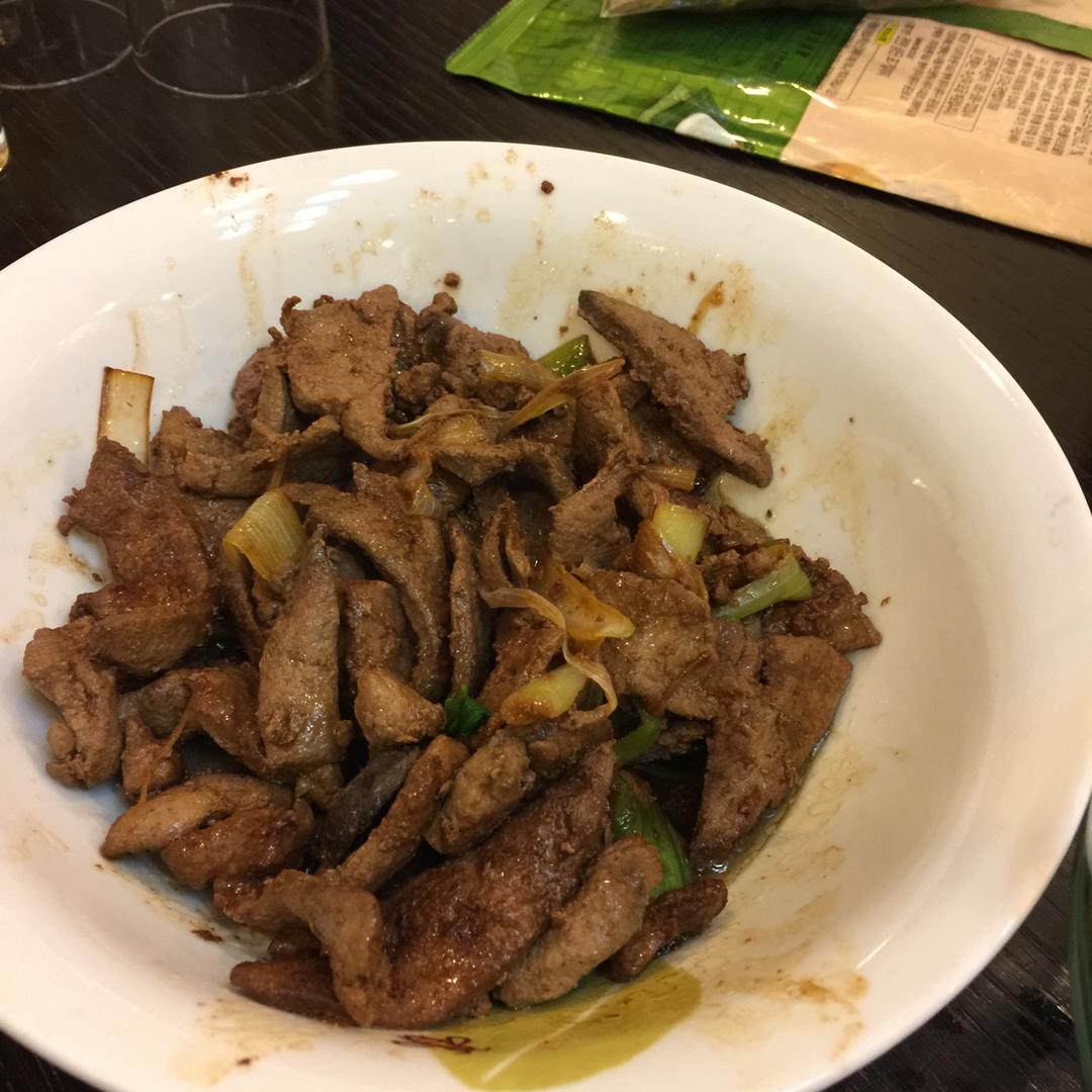洋葱炒猪肝