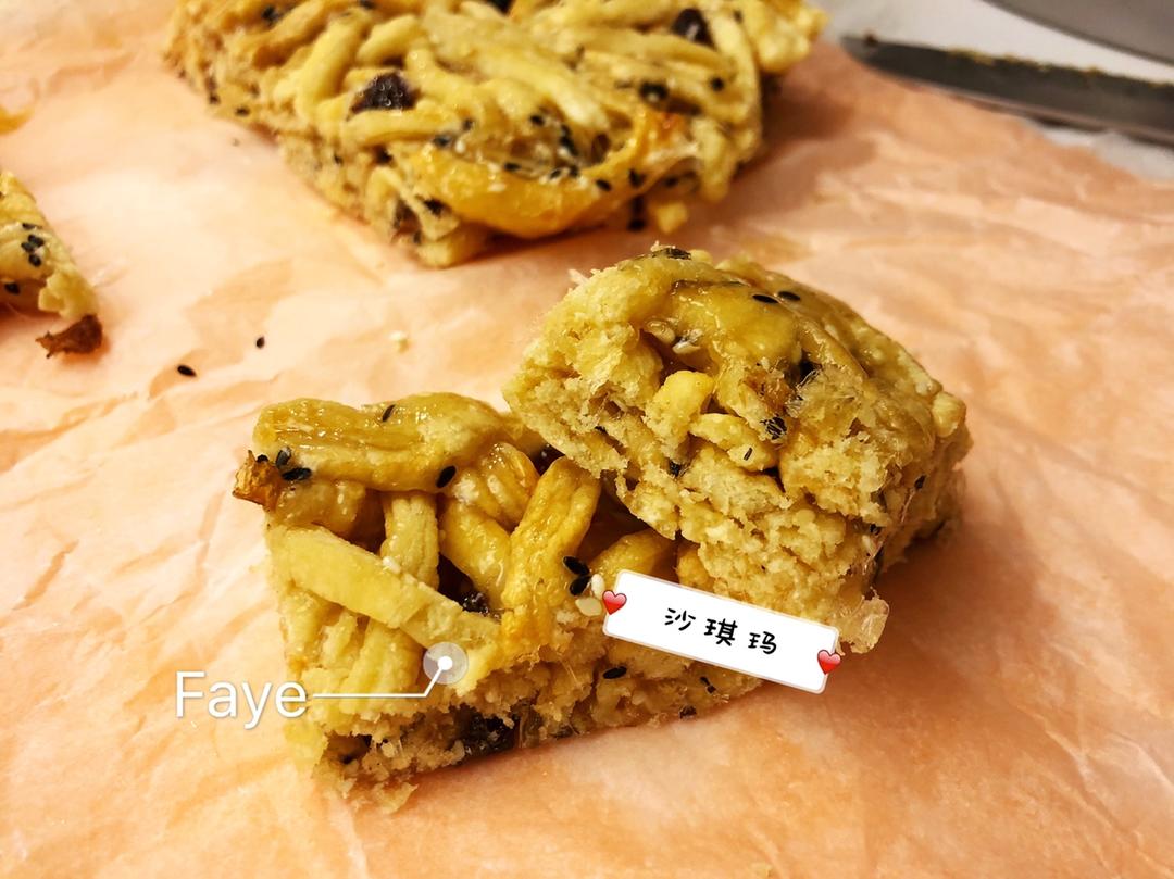（视频食谱）自制沙琪玛／萨其马
