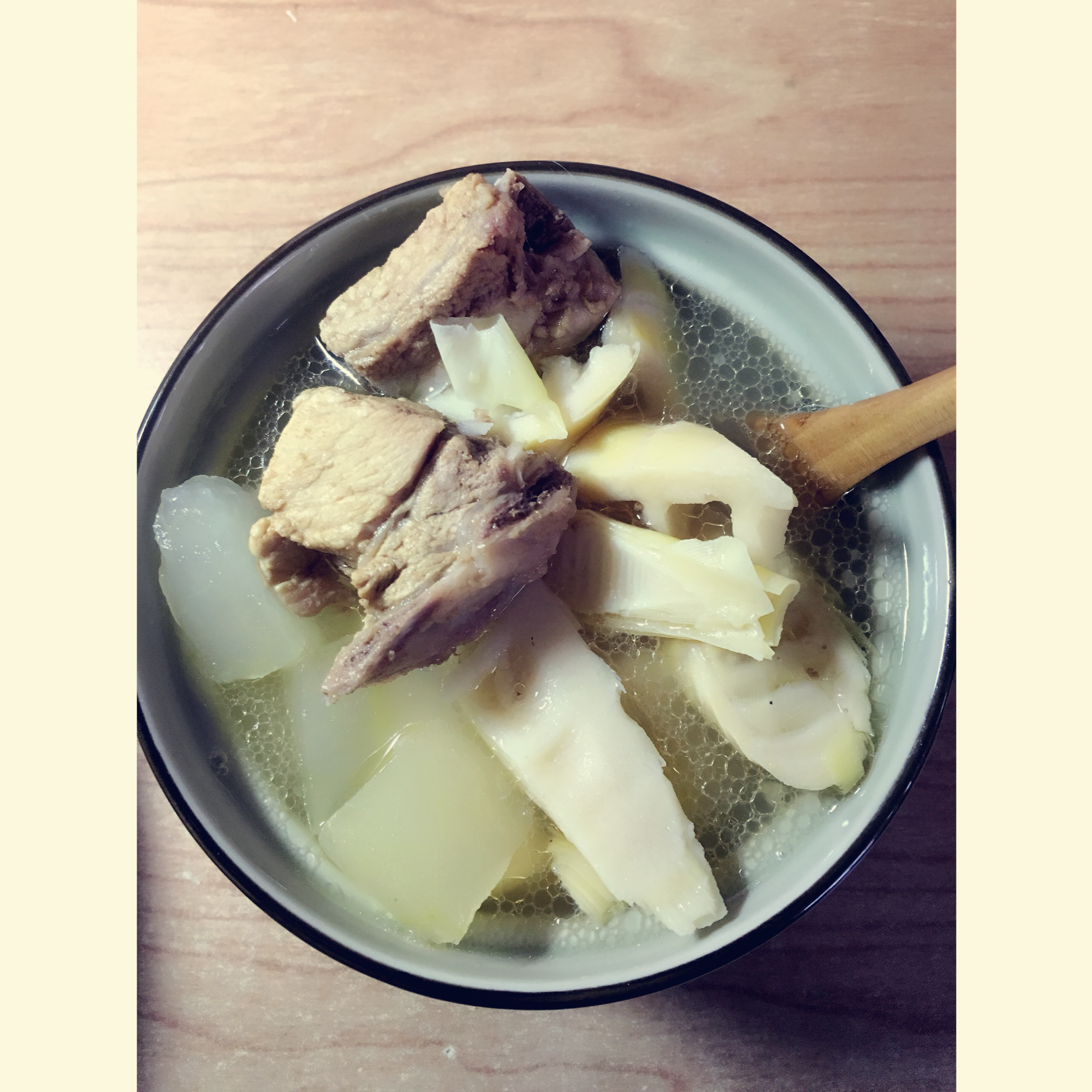 春笋排骨咸肉汤
