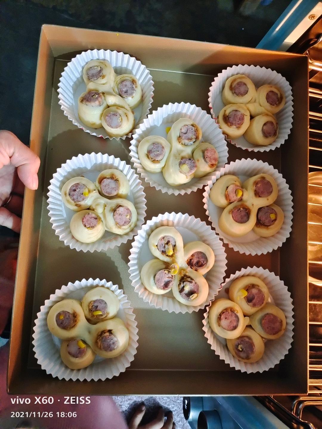 芝士玉米香肠面包