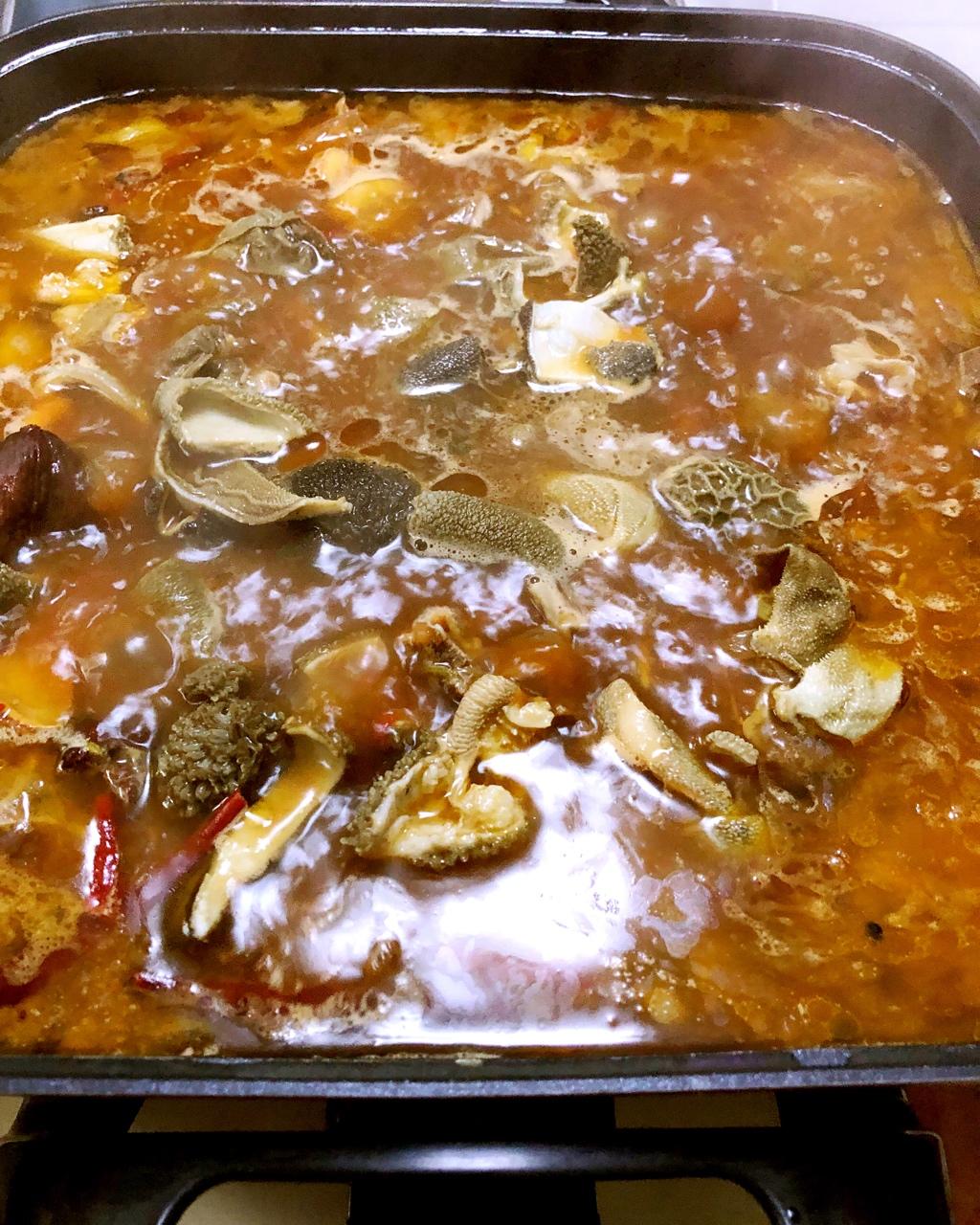 堂妈教你做红汤羊蝎子火锅