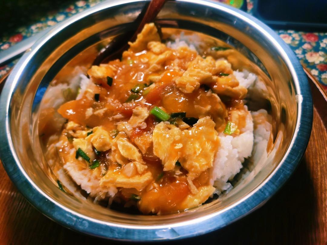 番茄炒鸡蛋（超浓的番茄味）