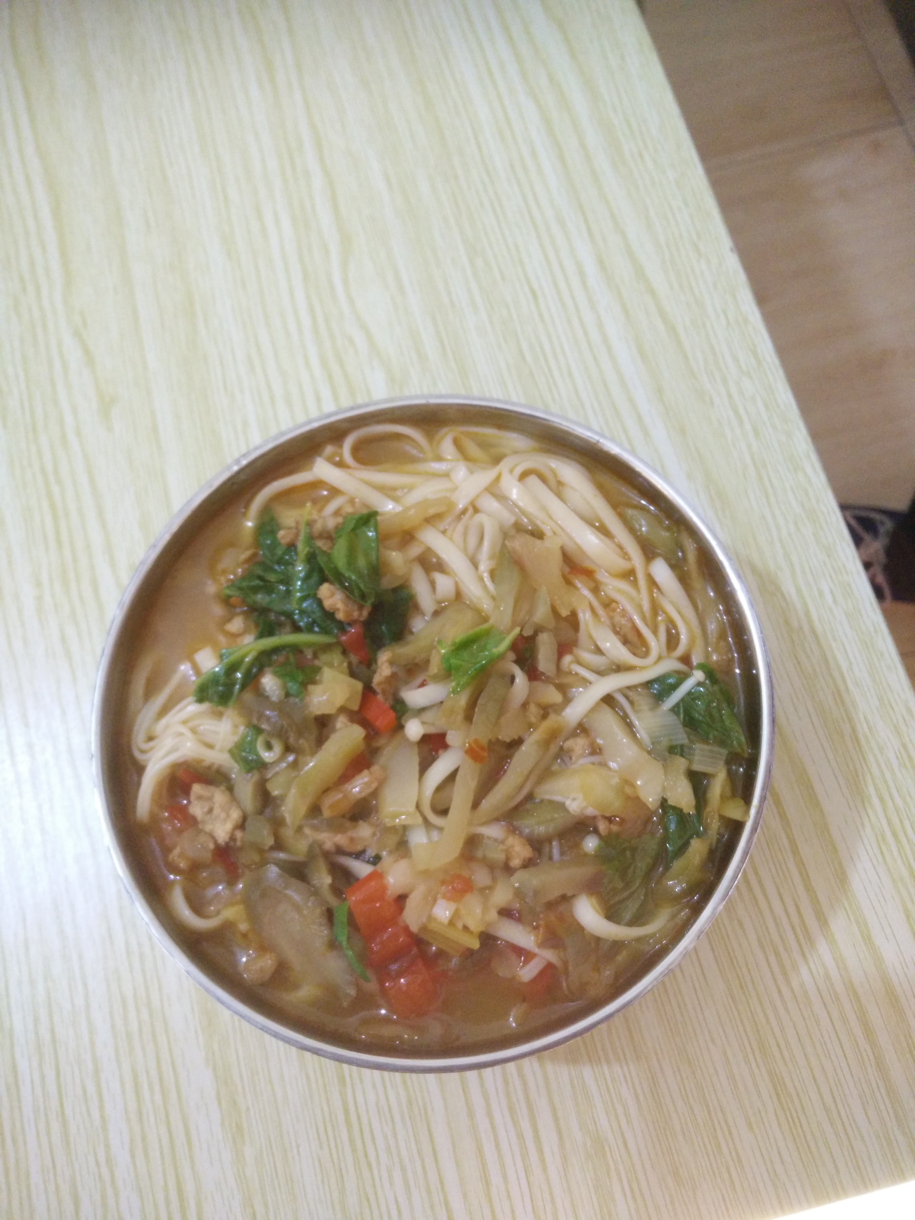 香辣榨菜肉丝面