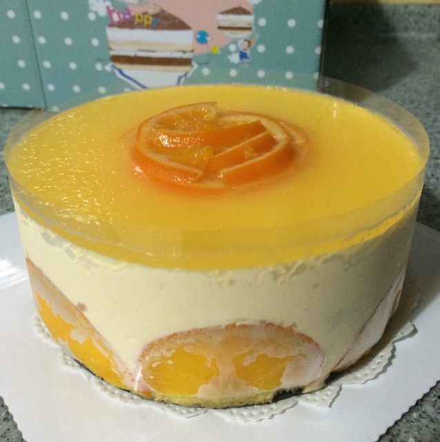 鲜橙慕斯蛋糕