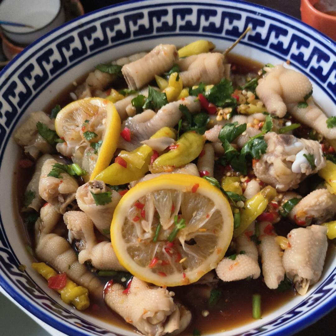 简单好吃的泡椒凤爪