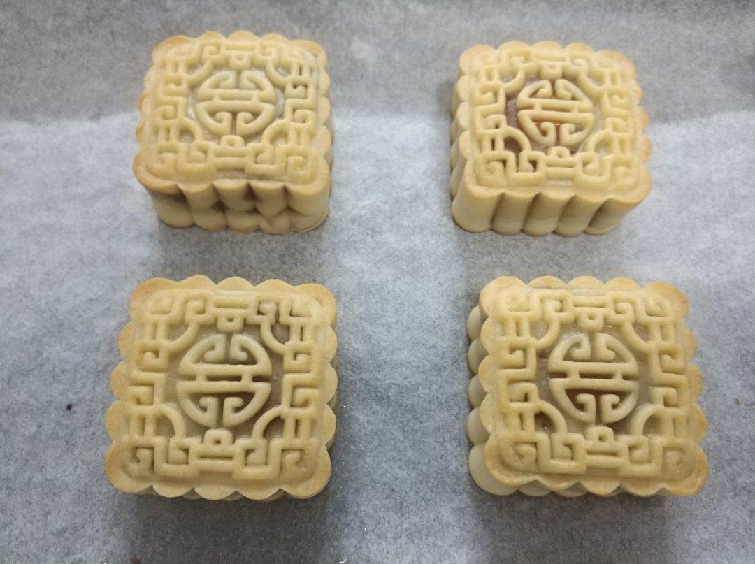 广式月饼——蛋黄莲蓉月饼