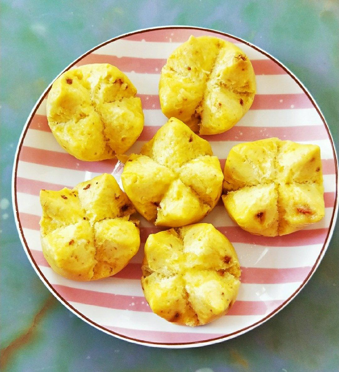 味道浓郁松软细腻玉米开花馒头的全部作品