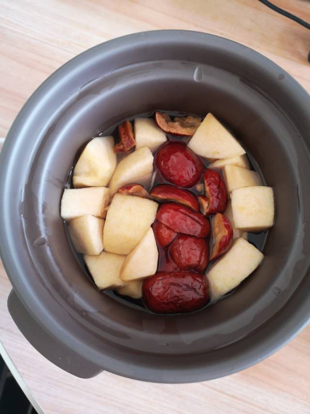 消食通便解口臭苹果山楂红枣茶