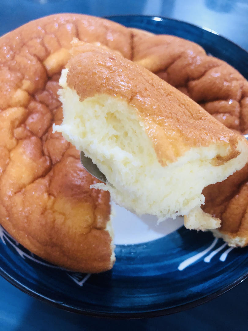 不用电子称只需要普通电饭锅做的电饭锅蛋糕