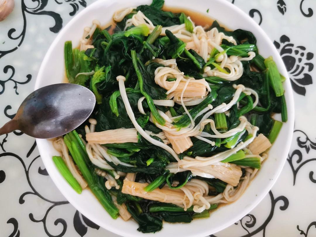 凉拌菠菜金针菇