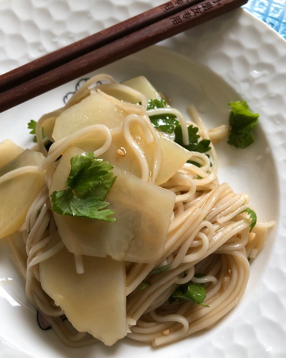 土豆油泼面 儿童