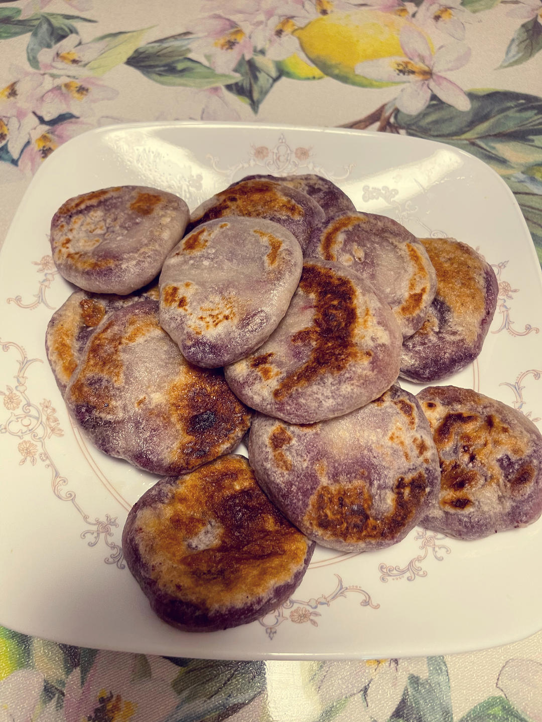 超好吃的烫面紫薯饼饼