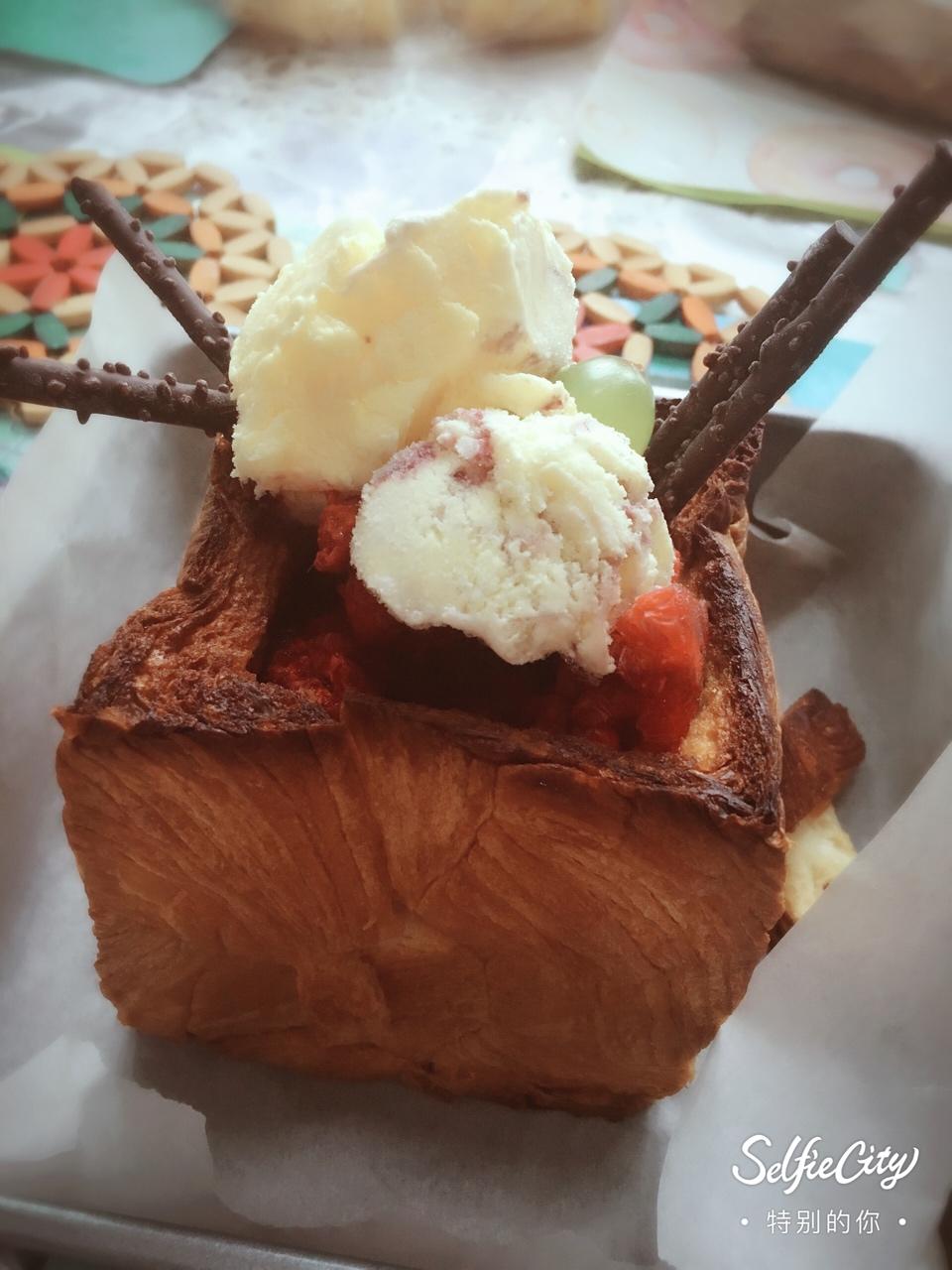 冰激凌蜂蜜厚多士