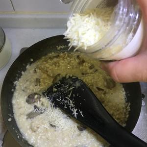 牛肝菌烩饭的做法 步骤7