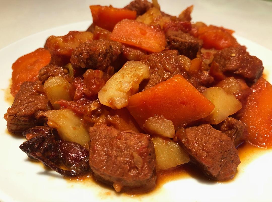 红烧牛肉土豆 （独家秘制）