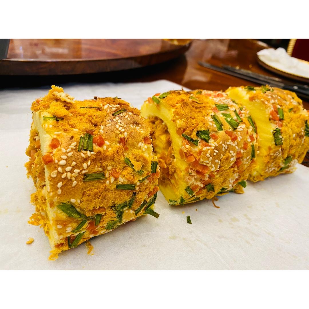 料多多!超满足!无法抗拒的香葱蛋糕卷~的做法