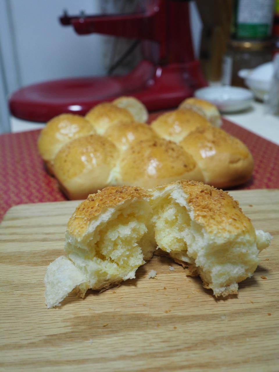 柔软看得见─超软香甜椰蓉小面包