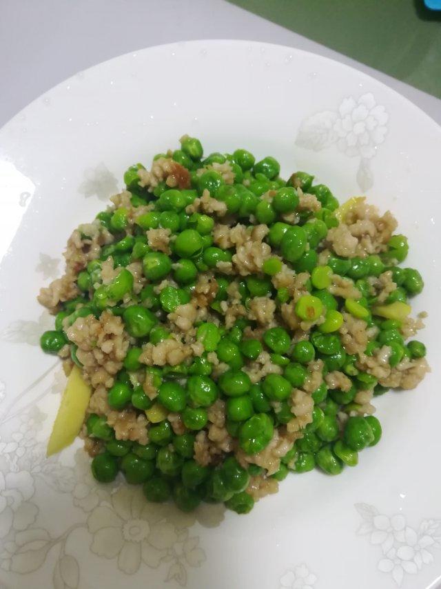豌豆炒肉末