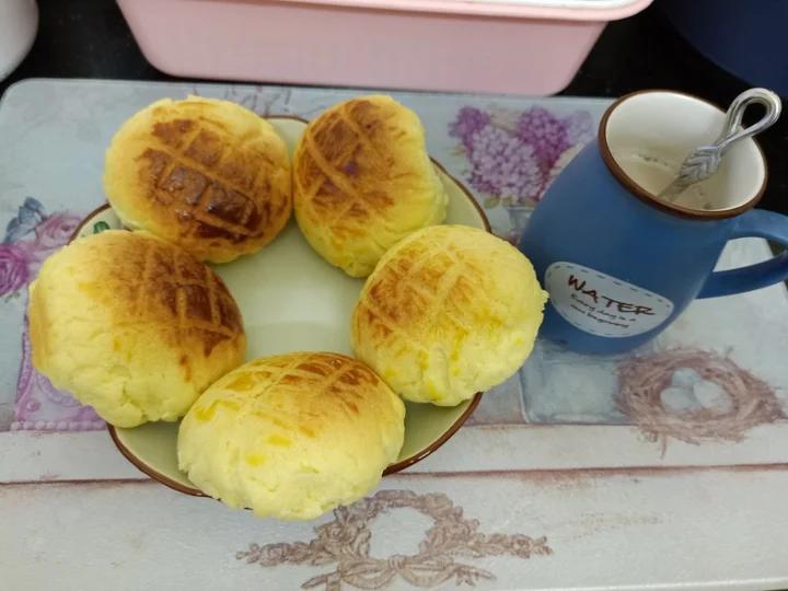 好吃到炸裂的港式菠萝包（附带制作酥皮的小视频）